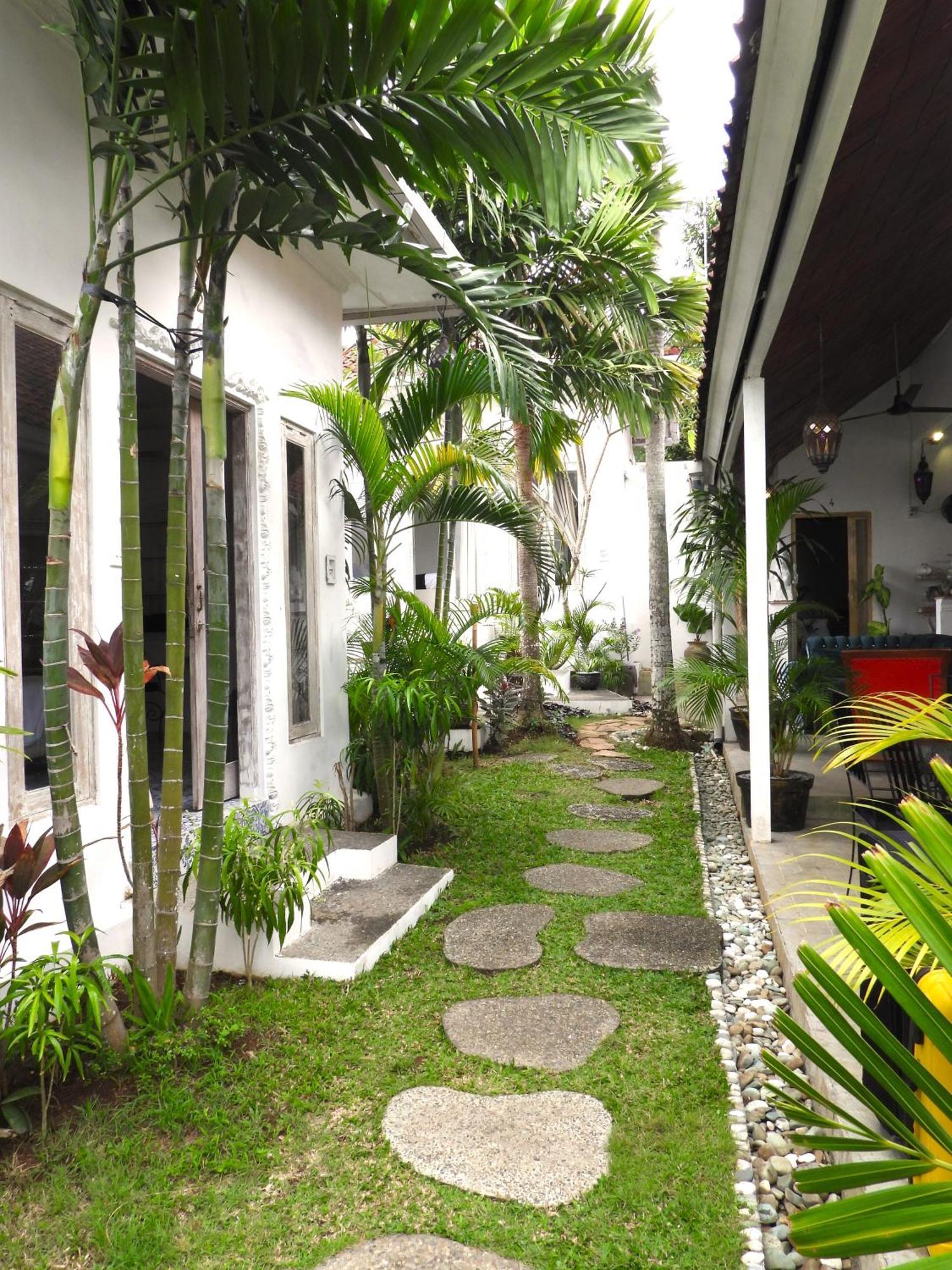 Surga Homestay Jimbaran  Exterior photo